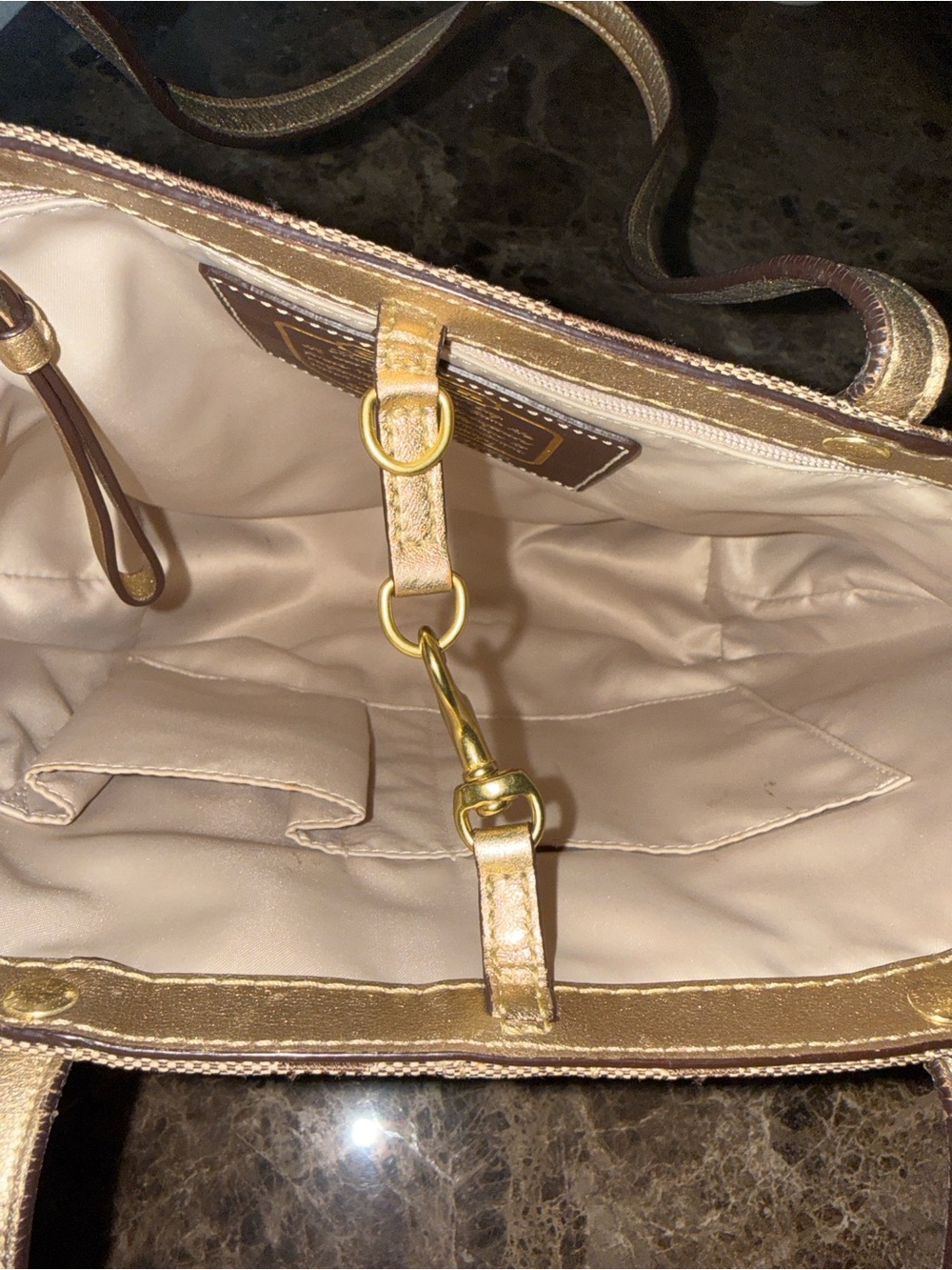COACH Metallic Signature Logo
Sateen Tote 11098 - Picture 11 of 12
